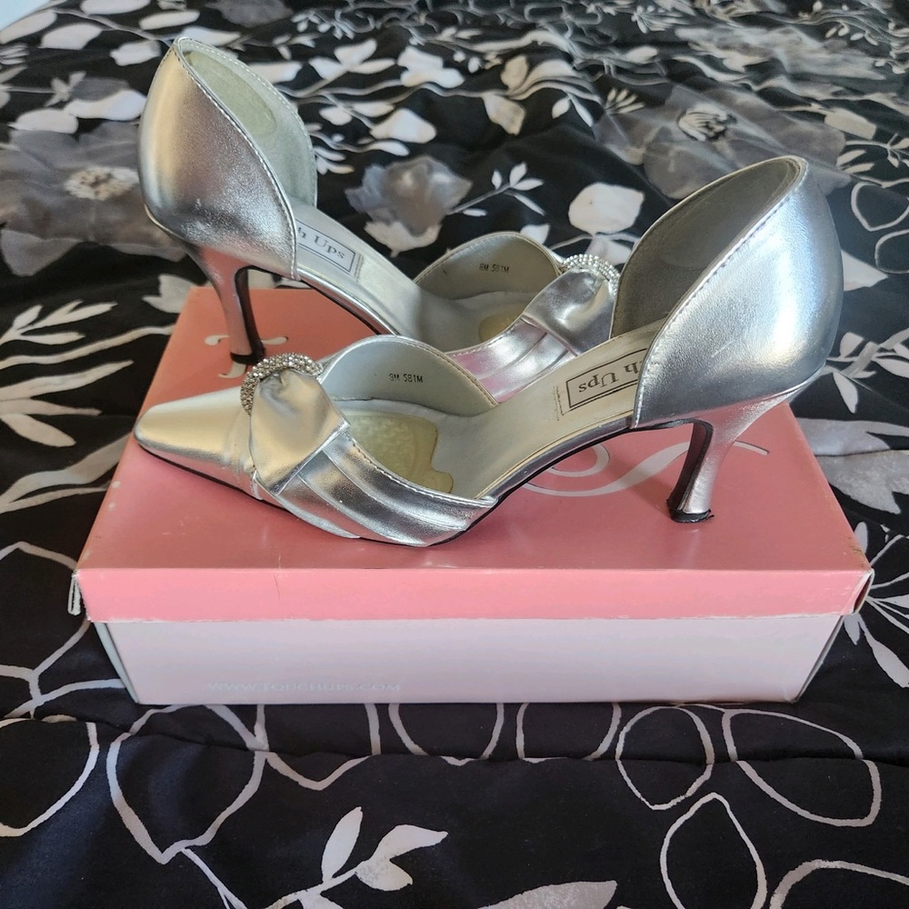 Touch Ups-Katrina - image 1